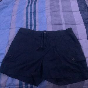 Like new dash short size extra large navy colour